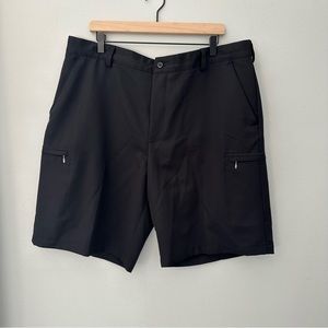 Izod Golf (40) Men's Black Golf Shorts